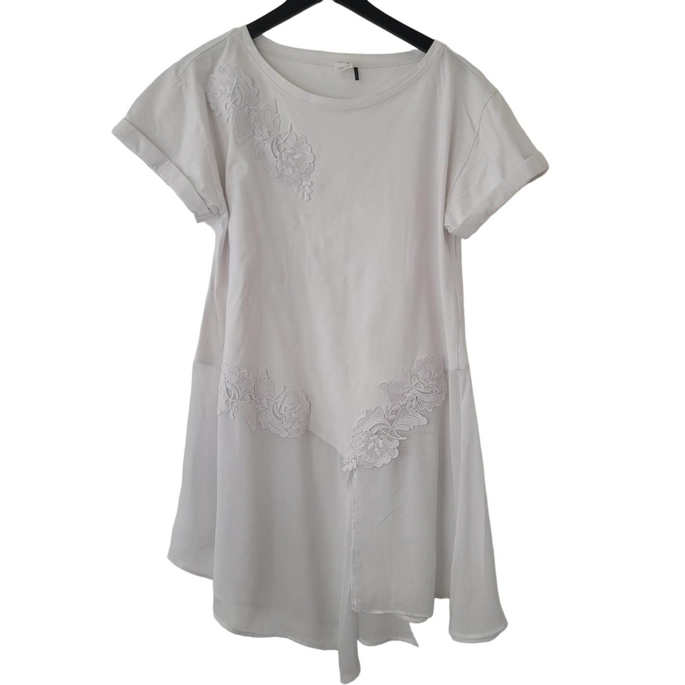 Akemi + Kin Anthropologie White Knit Lace Tunic Top Short Sleeve Boho Medium